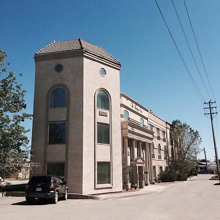 The Bridgeport Inn Fort Mcmurray Zewnętrze zdjęcie