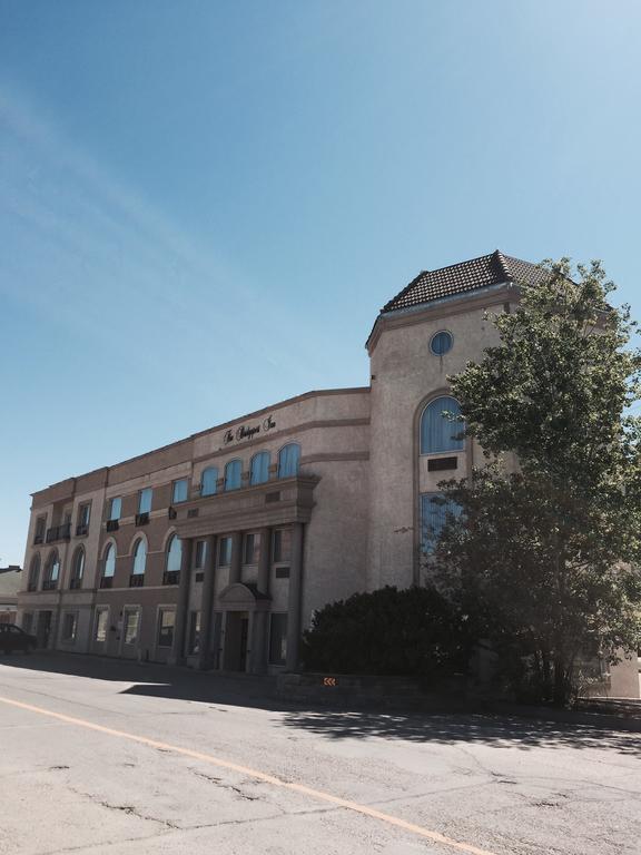 The Bridgeport Inn Fort Mcmurray Zewnętrze zdjęcie